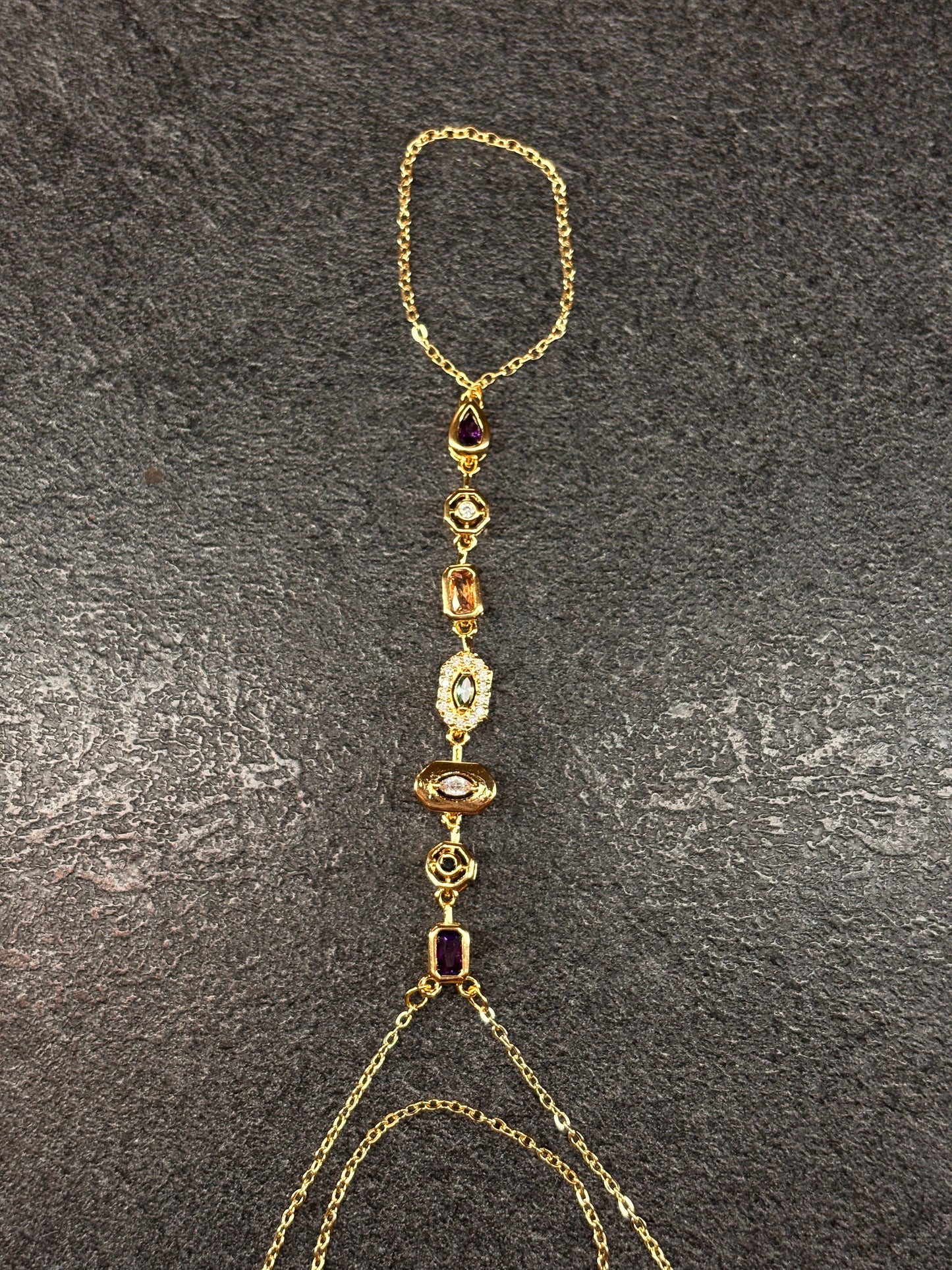 CHAINE DE MAIN VIOLETTA